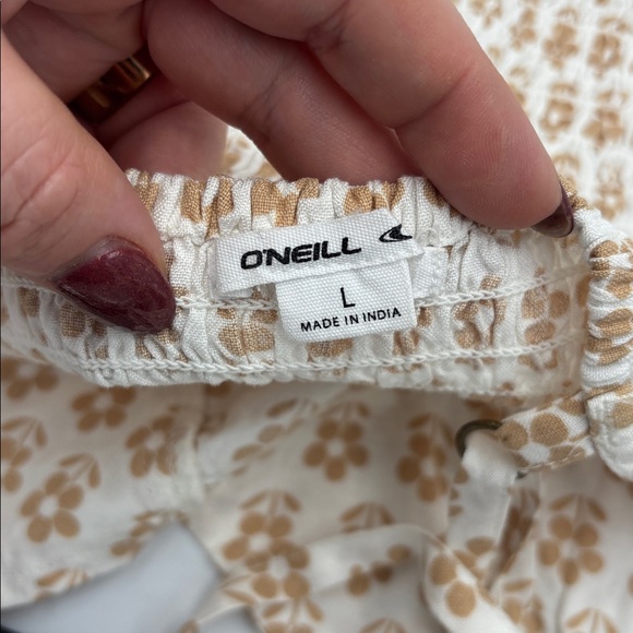 O’Neill Kalia V-Neck Smocked-Back Tank Top - Picture 5 of 6